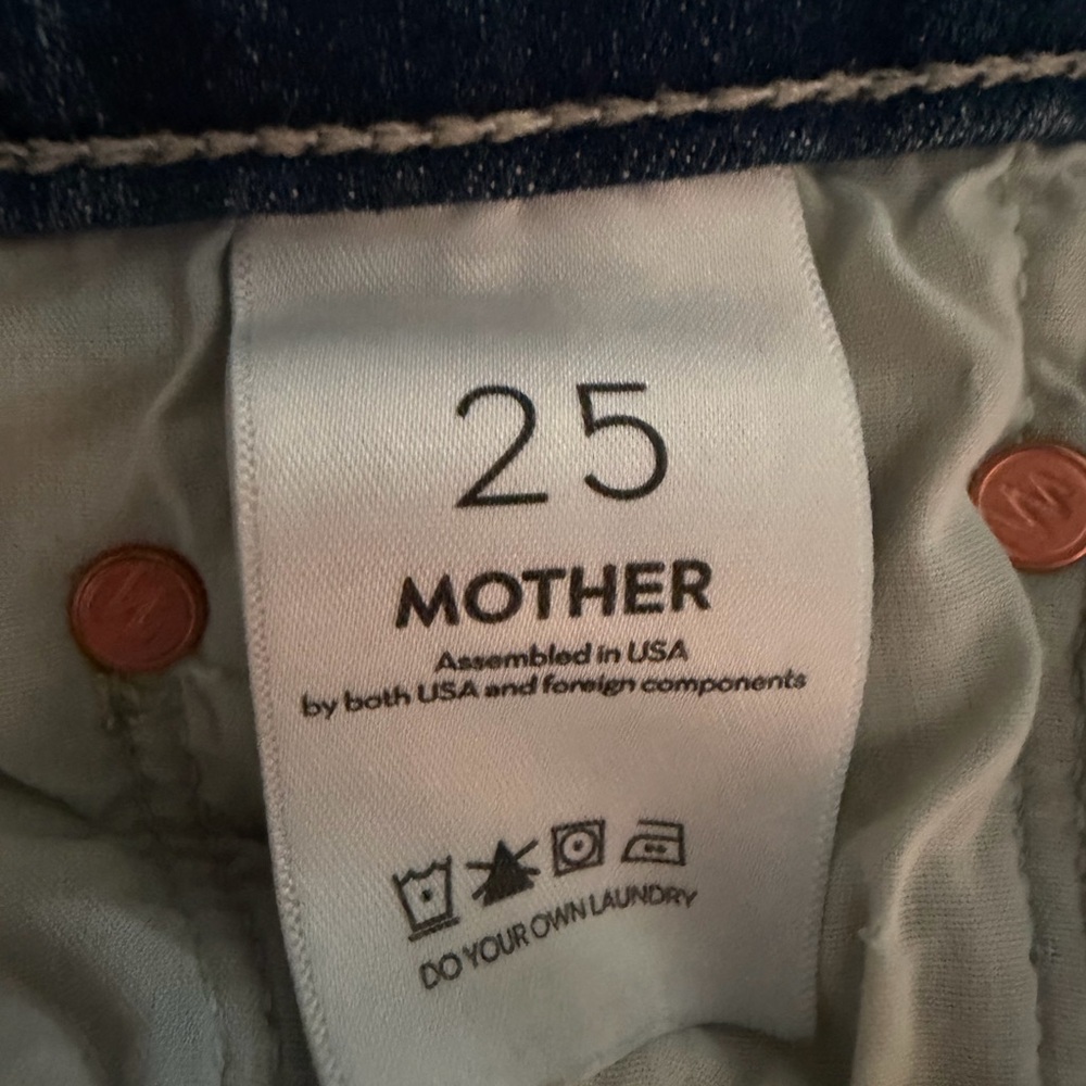 MOTHER Women’s Mid Rise Rider Ankle - Picture 4 of 5